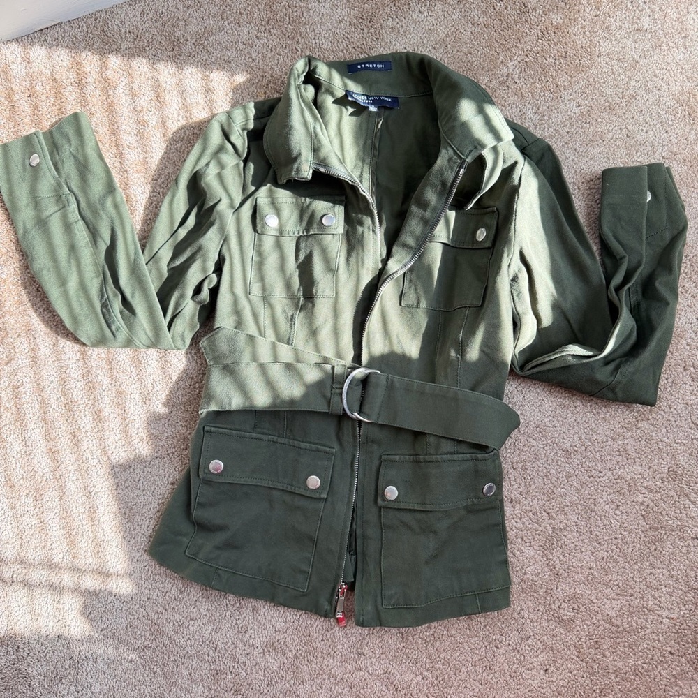 Jones New York Green Utility Jacket Size Small | Belted Military Zip Front - Picture 2 of 5